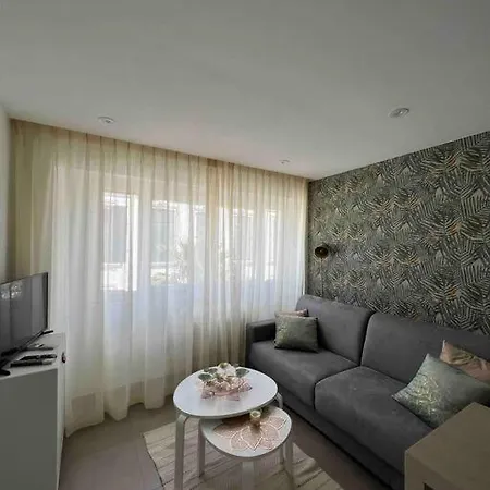 Superbe 2 Pieces, Tout Equipe Centre De Cannes. Exterior photo